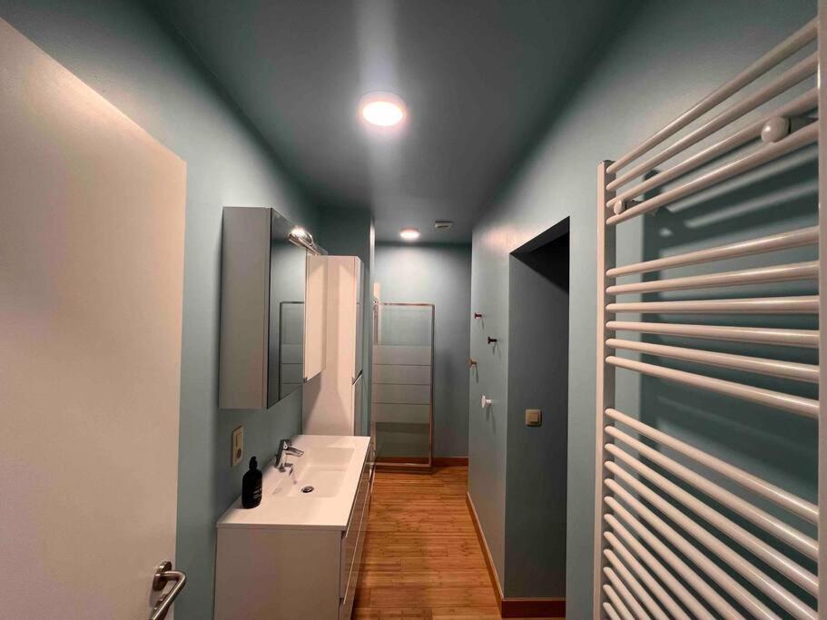דירות לייז' Le Retro Chic - Grand Duplex Pour 6 Dans Le Centre מראה חיצוני תמונה